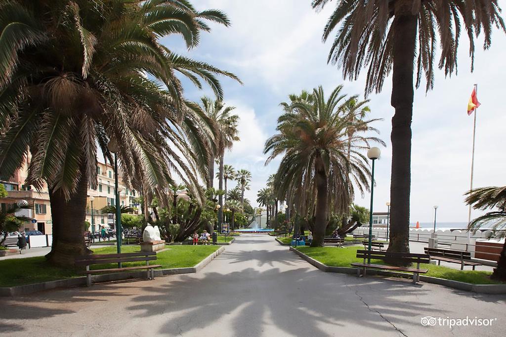 Albergo Villagrande Varazze Luaran gambar